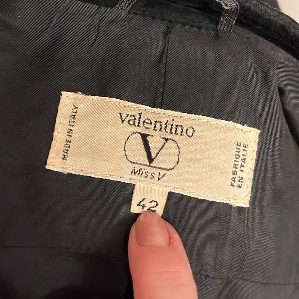Authentic VALENTINO cahemere wool coat Black size 10 Vintage